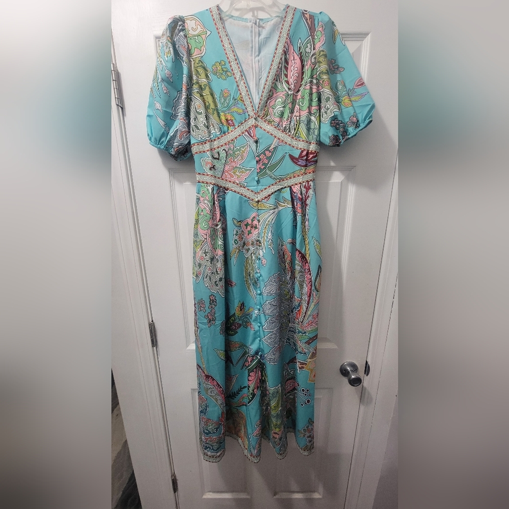 Elegant Floral Blue Dress.  Small - Picture 3 of 3